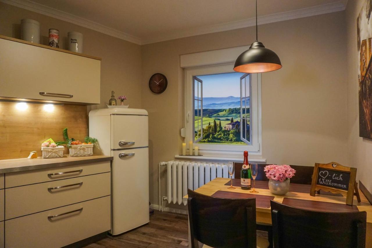 Ferienwohnung Kirchblick, Fuer Familien, Freunde, Keine Monteure เกรเฟนไฮนิเคน ภายนอก รูปภาพ